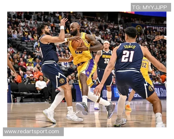 篮球赛场上的荣耀与梦想：从街头到NBA的传奇之路